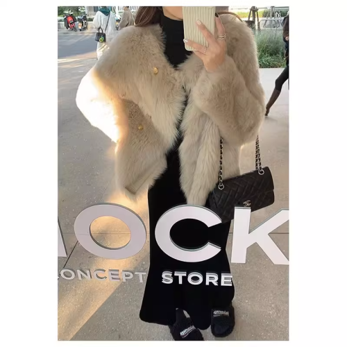 Original quality 2023 autumn and winter new ins loose plush small fragrance style high-end jacket trend