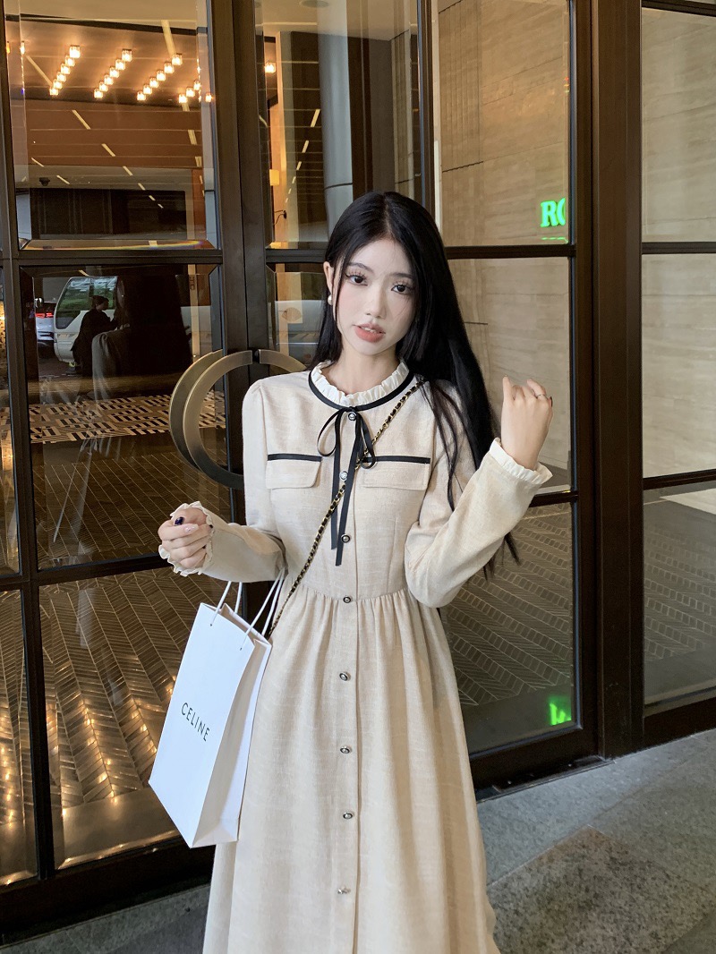 小香風連衣裙女秋冬2023新款名媛氣質收腰顯瘦中長款系帶長袖裙子