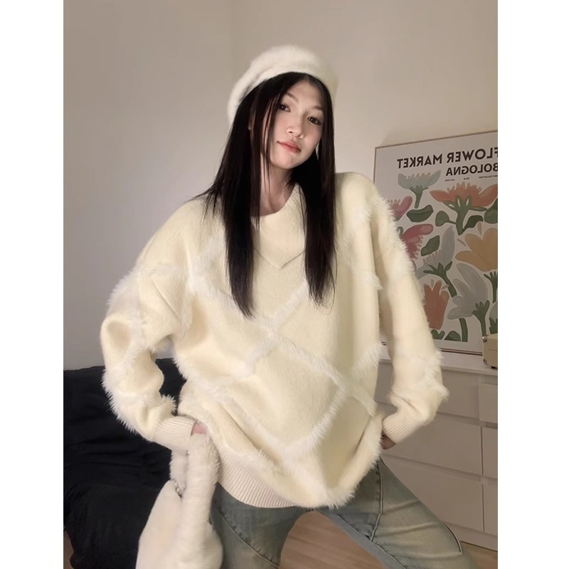 大sim小sim 菱形格寬鬆慵懶風毛衣女秋冬設計感淺黃色毛針織上衣