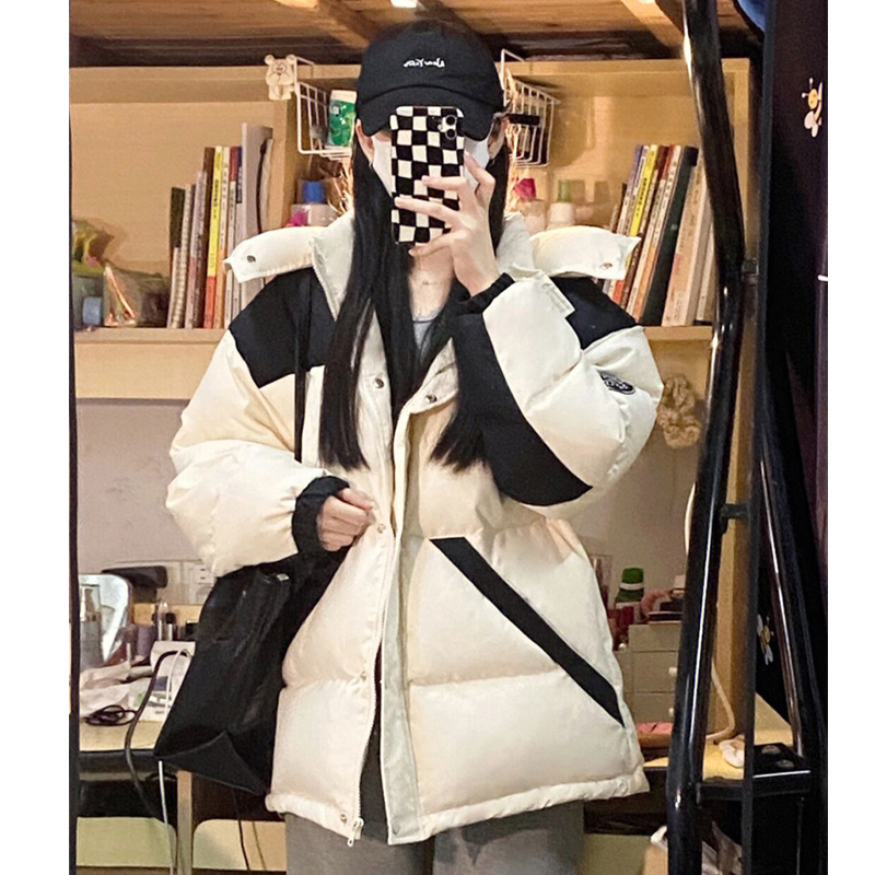 Short down jacket for women 2023 new couple bread coat black and white workwear winter thickened cotton coat loose
