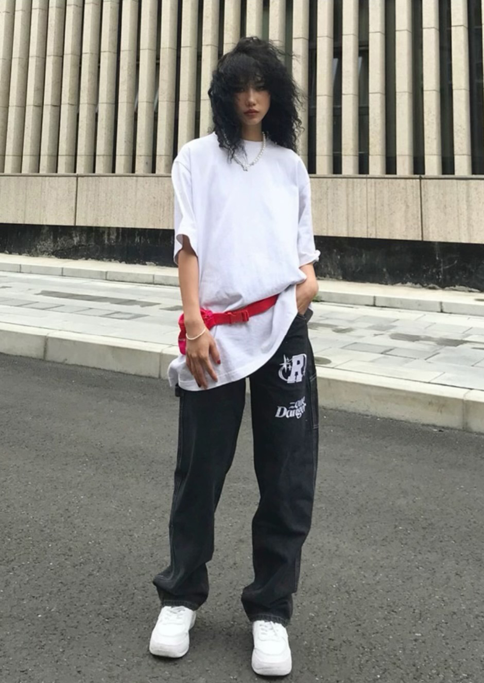 美式高街刺繡水洗黑色vibe牛仔褲女春秋款潮牌寬鬆直筒休閒長褲子