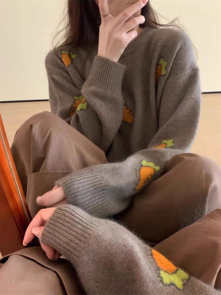 蜜熊絨秋冬韓系洋氣胡蘿蔔提花圓領長袖針織衫寬鬆隨意百搭毛衣女