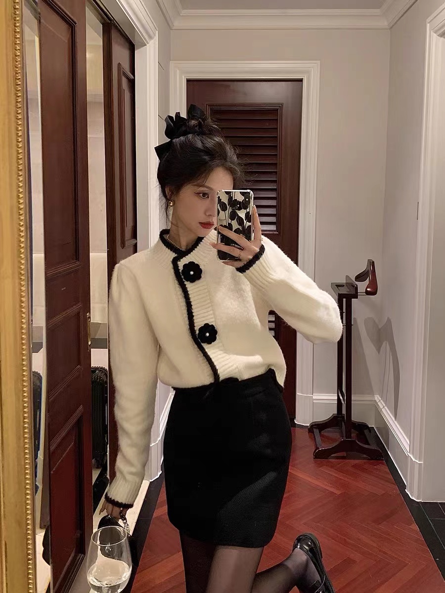 剩飯cellchok法式針織長袖開衫女秋季修身毛衣設計感氣質短款上衣