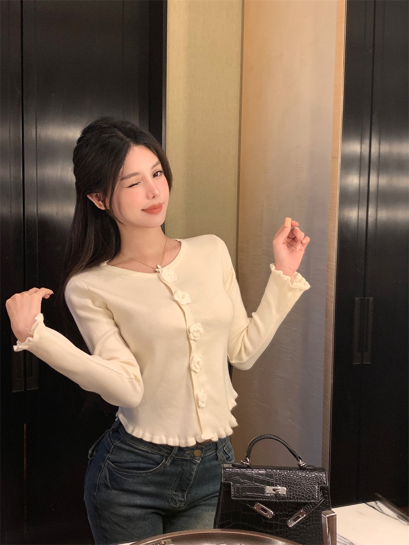 實拍 甜美氣質花朵修身針織上衣