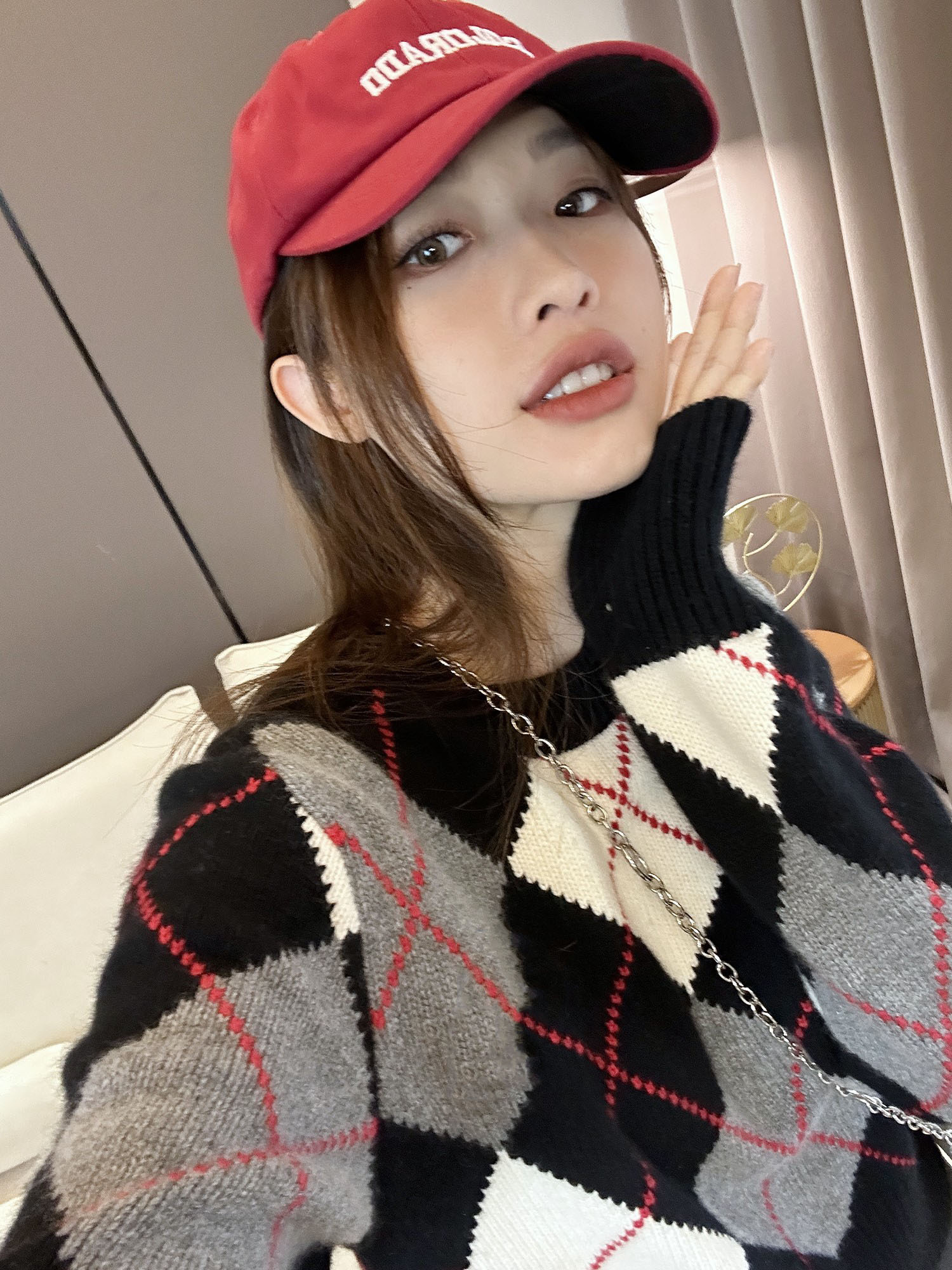 2023年美式秋冬季新款獨特菱形格圓領毛衣寬鬆百搭兩色短款毛衣
