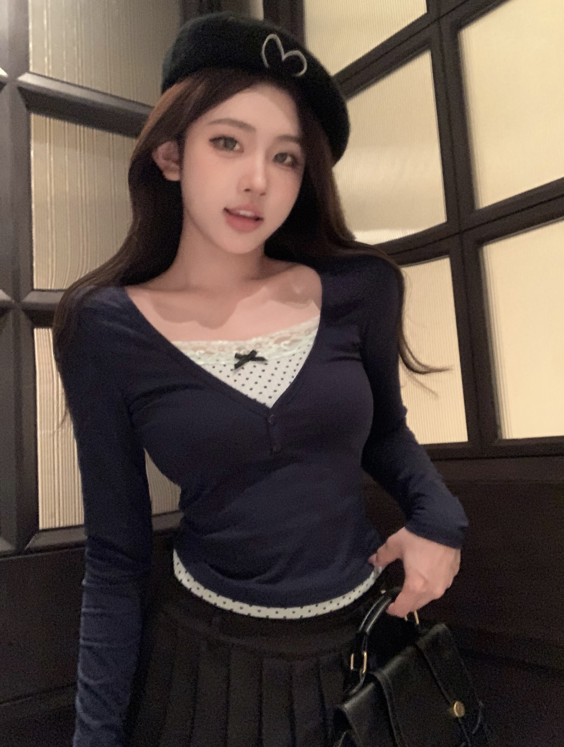 實拍  美式辣妹蕾絲拼接假兩件修身顯瘦V領上衣