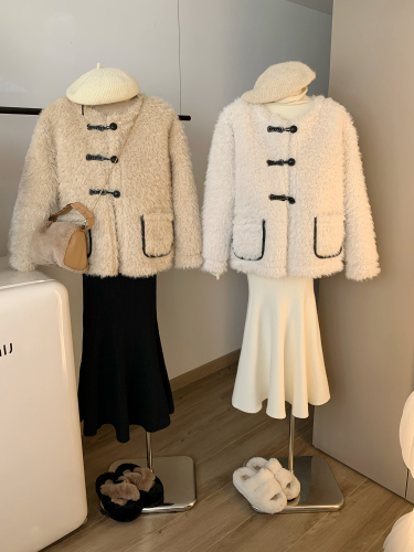  Korean style lamb wool coat for women winter plush warm fur all-in-one imitation rabbit fur horn button top