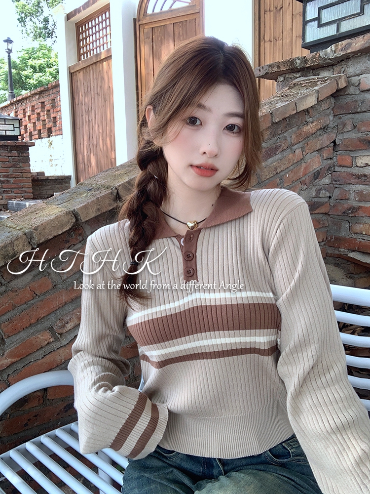 法式復古polo領撞色針織衫女裝春秋新款長袖內搭修身顯瘦短款上衣
