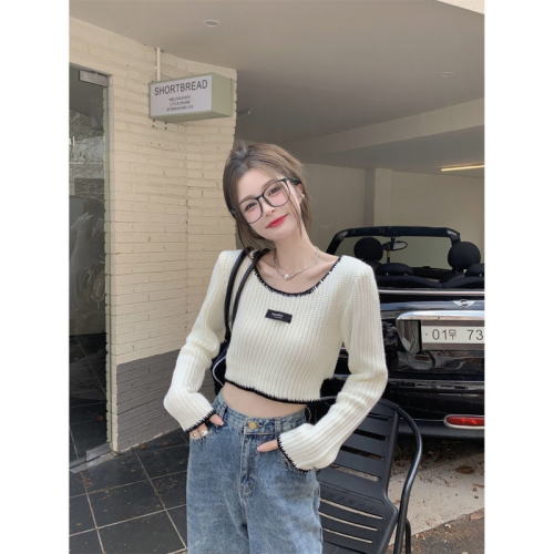 Tmall quality pure lust style short style exposed collarbone long-sleeved sweater for women in autumn slimming high waist strap temperament