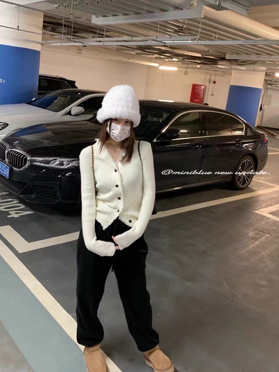 miniblue別致V領毛邊針織開衫外套女秋季修身打底衫內搭外穿上衣