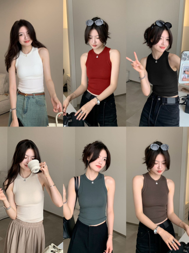 Korean spring and summer solid color half-high collar curved hem slim vest women's slim outer wear sleeveless top with chest pads