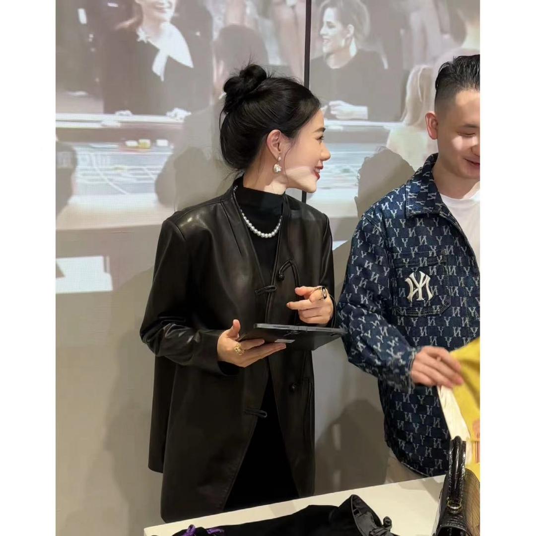 Quality Inspection Officer Picture New Chinese style cool style black high-end V-neck tassel buckle loose jacket for women