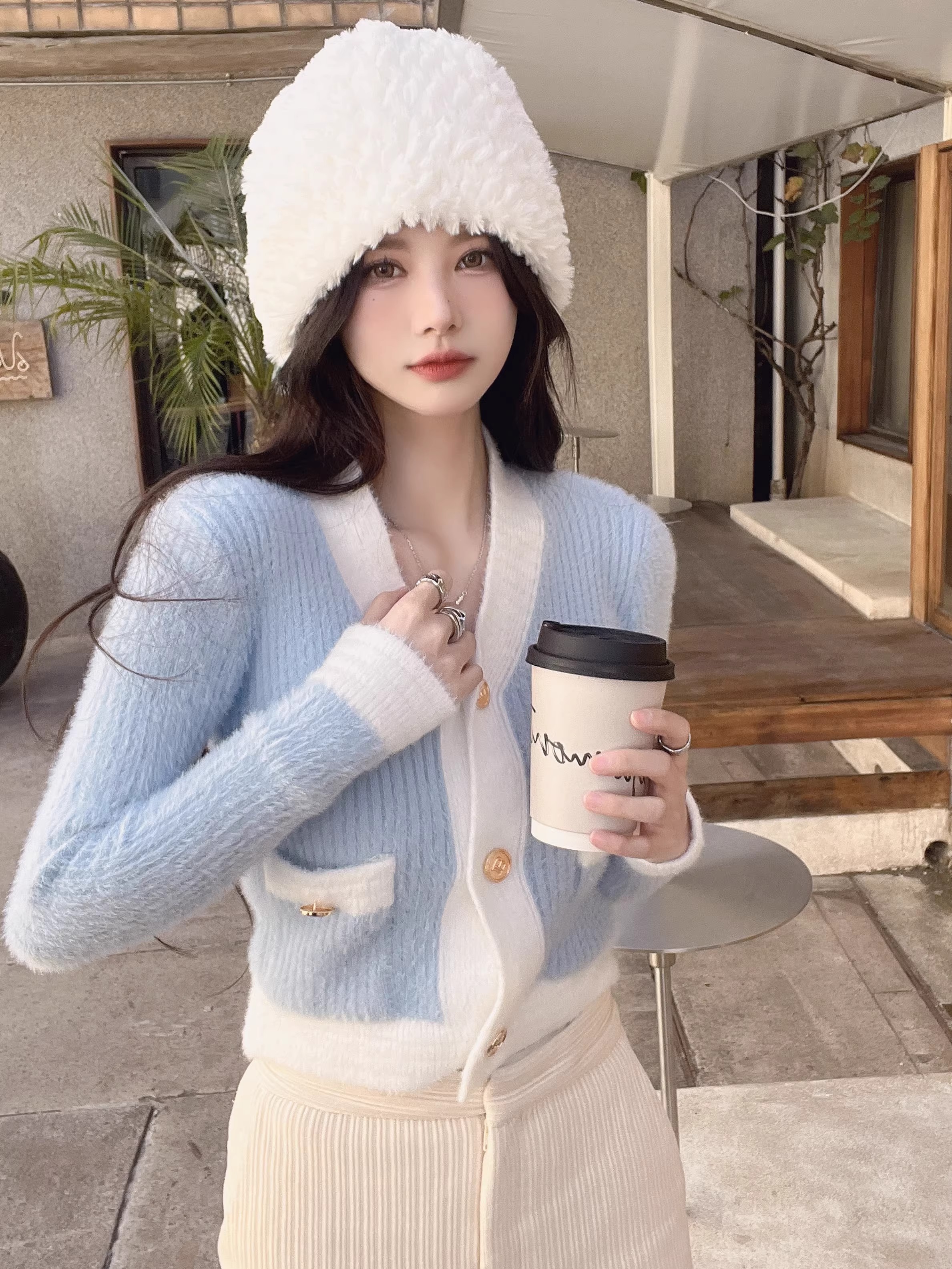 韓國chic甜美針織開衫女裝秋季新款2023洋氣V領仿水貂毛拼接毛衣