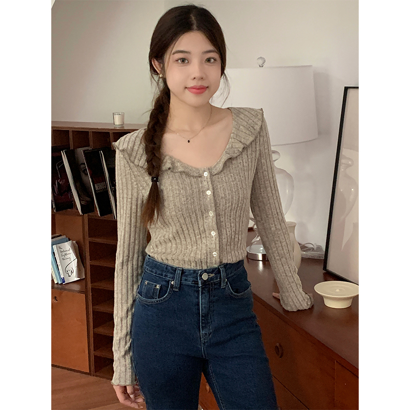 實拍復古木耳邊低領長袖上衣女2023秋季修身短款磨毛坑條針織上衣
