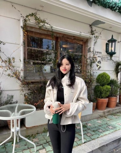 Korean style autumn and winter cotton warm waist workwear style stand collar loose woolen coat short windbreaker women's top