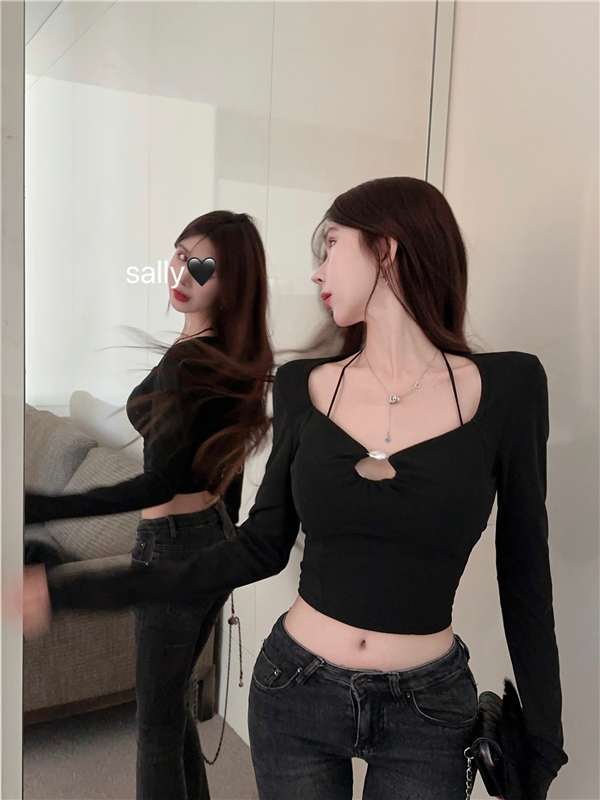 實拍  小心機掛脖短款修身顯瘦長袖打底上衣女