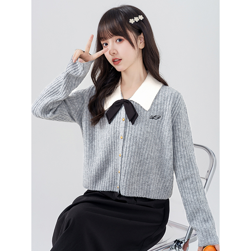 秋冬季新款翻領蝴蝶結針織開衫女學院風小眾撞色短款毛衣設計感