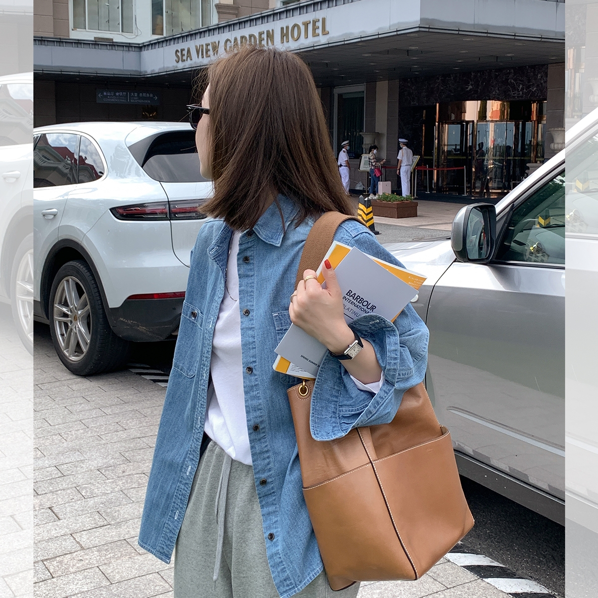 莉貝琳sisy牛仔襯衫女2023早秋新款寬鬆休閒通勤淺藍色復古藍外套