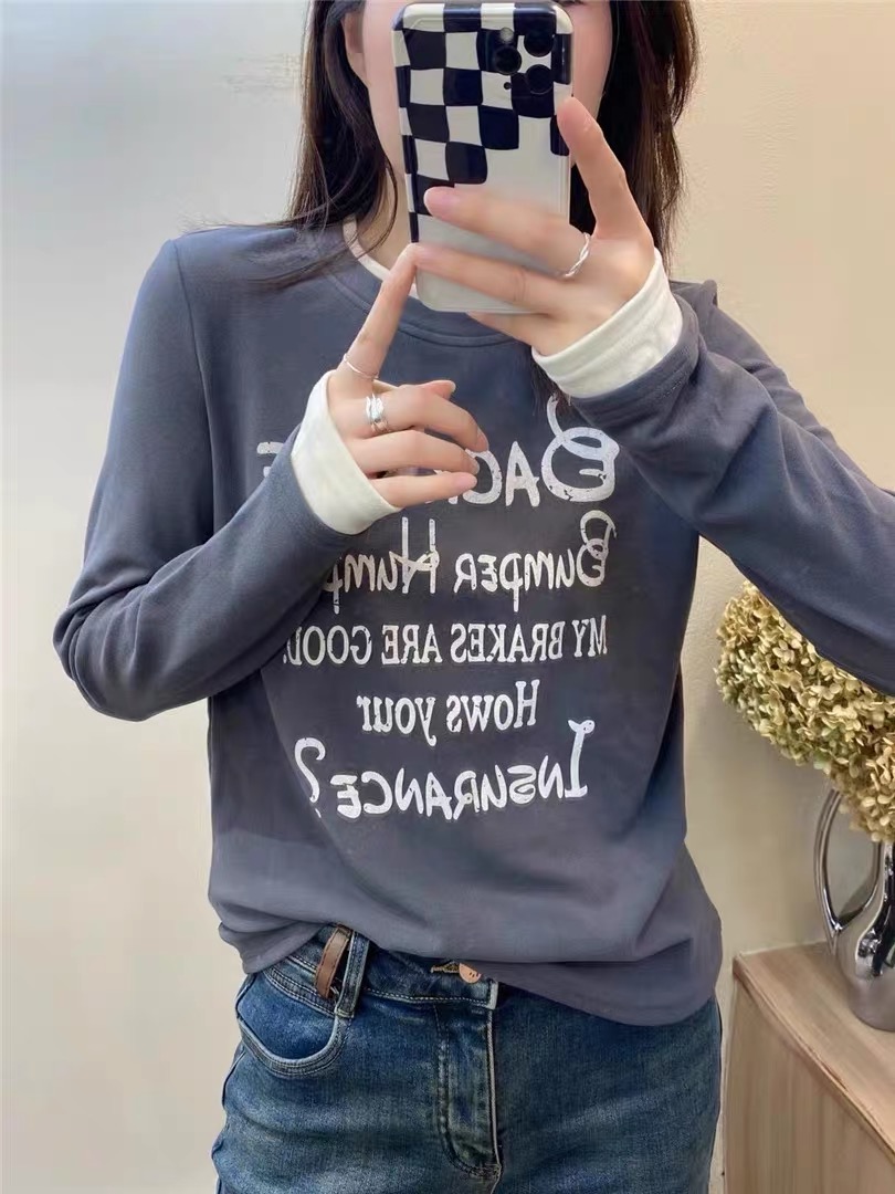 Korean version 2023 autumn and winter new round neck color-blocked letters long-sleeved T-shirt women's fake two-piece thickened brushed bottoming shirt