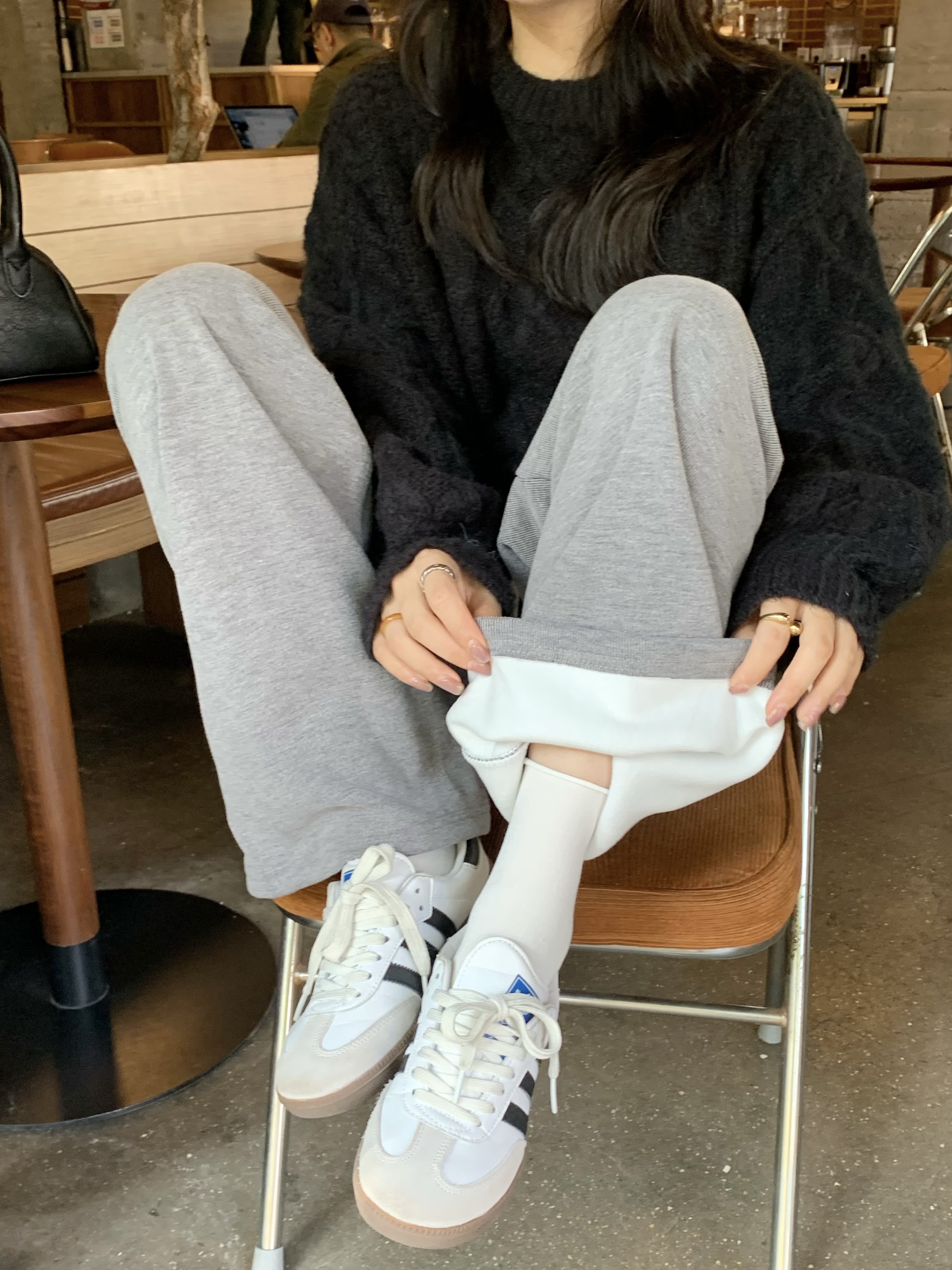 實拍～軟糯羊絨細條加厚加絨休閒闊腿褲