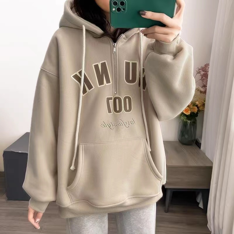 Milk tea color half-zip hooded sweatshirt for women 2023 winter new Korean style loose velvet thickened long-sleeved top