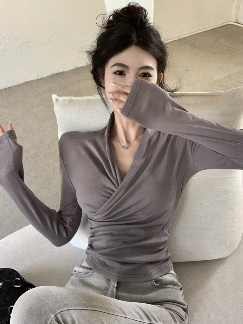 Real shot of pure lust style design V-neck cross long-sleeved T-shirt for women, slim fit and velvet bottoming shirt