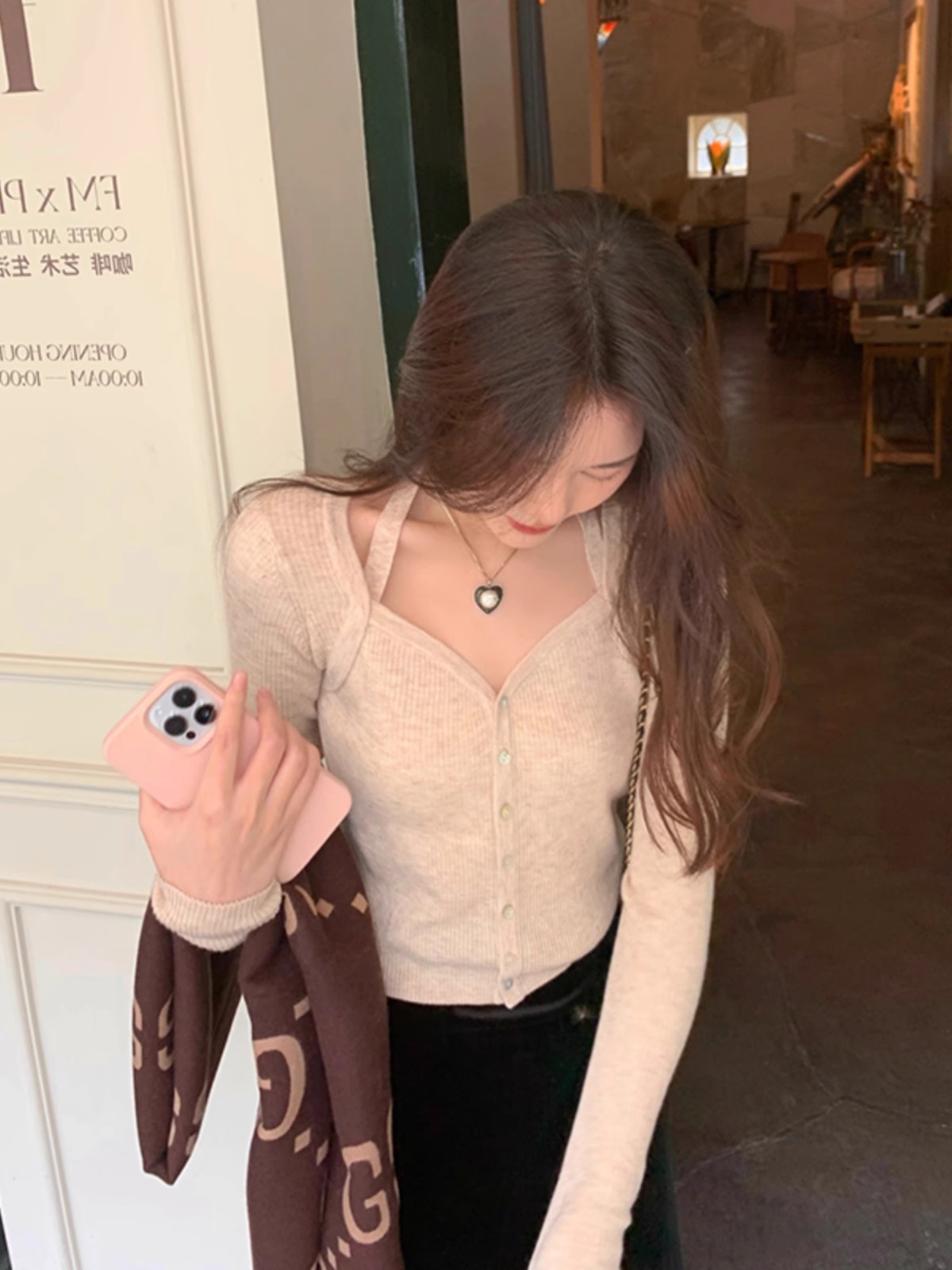 秋冬v領假兩件掛脖針織開衫女設計感修身內搭打底衫洋氣方領上衣