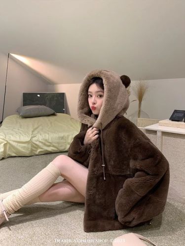 Cute Bear Bear Rabbit Imitation Rex Rabbit Plush Fur Coat Autumn and Winter Hooded Thickened Fur Coat Women's Trendy