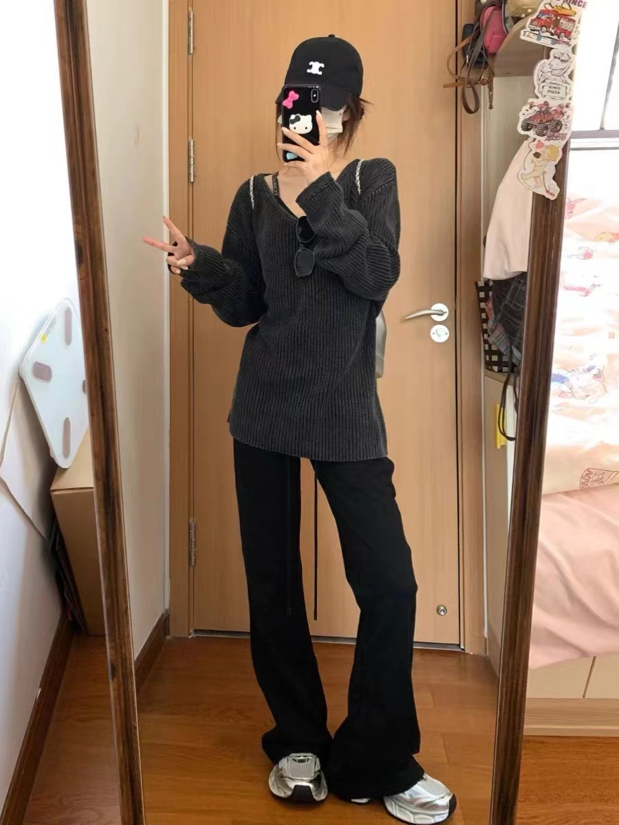 寬鬆V領灰色毛衣女慵懶風2023秋冬新款高級感長袖套頭針織衫上衣
