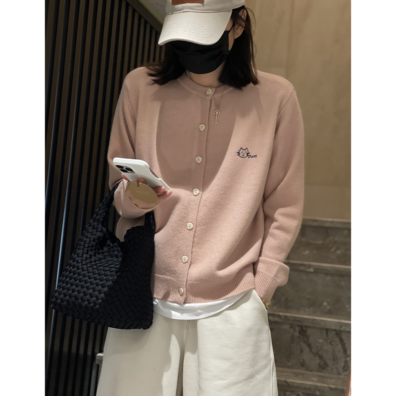 天貓品質 刺繡小貓減齡開衫外套女春秋季外搭疊穿休閒針織衫線衣