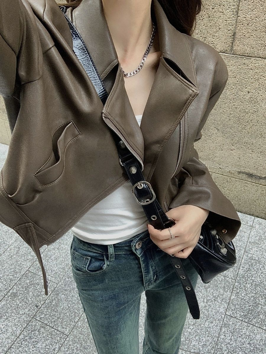 European lapel short pu leather jacket for women 2023 autumn and winter new style high-end motorcycle street-friendly leather jacket