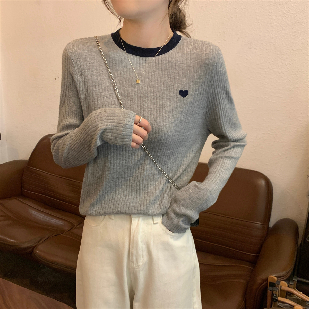 實拍 秋冬韓版百搭拼色愛心刺繡設計感圓領針織打底衫毛衣女