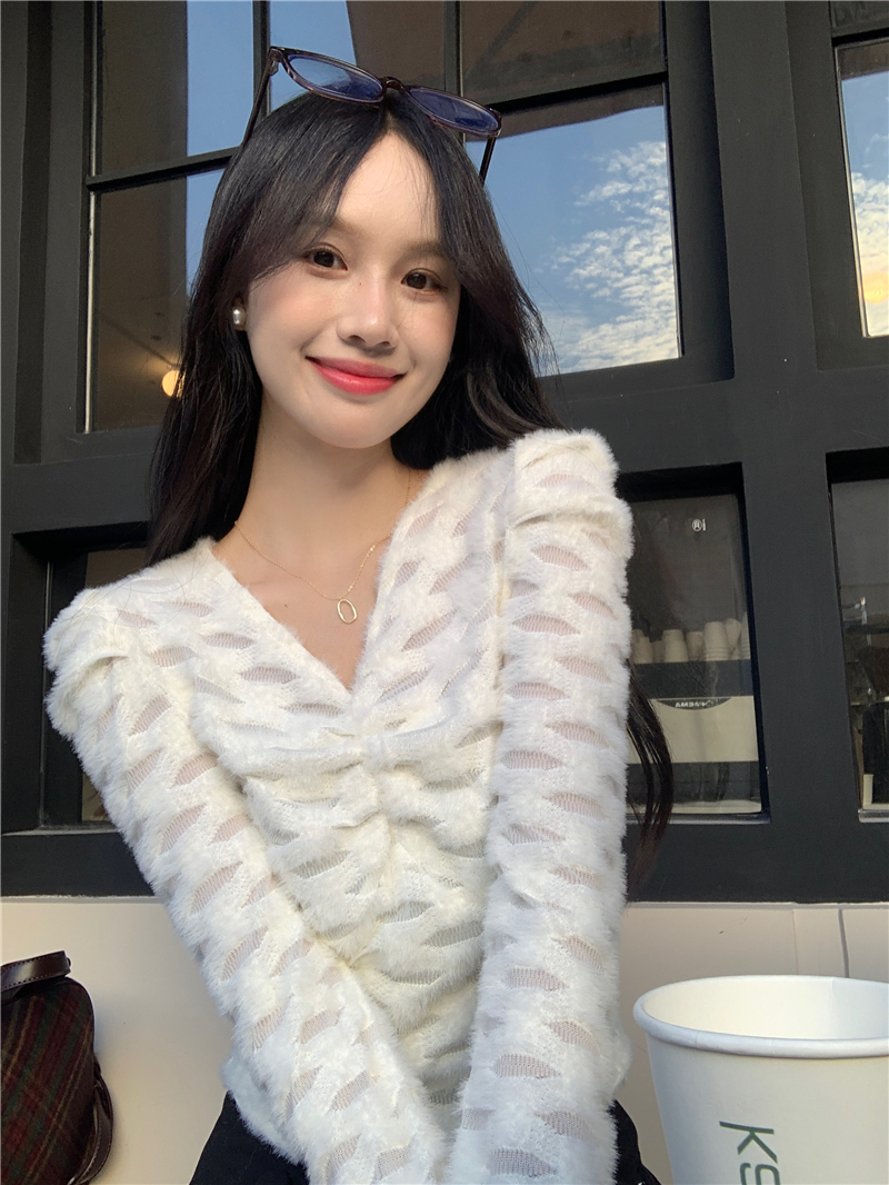 新款韓版蕾絲打底衫設計感小眾V領磨毛泡泡袖長袖上衣女 實拍