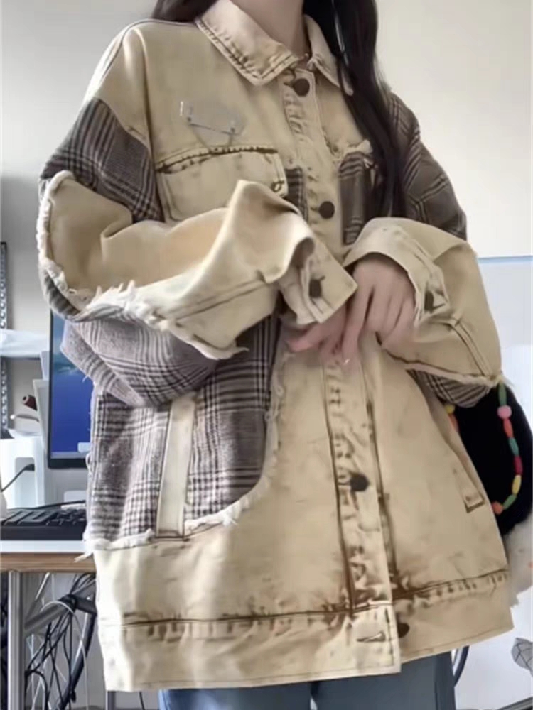 美式復古卡其色拼接做舊毛邊牛仔外套女春秋新款寬鬆百搭上衣夾克
