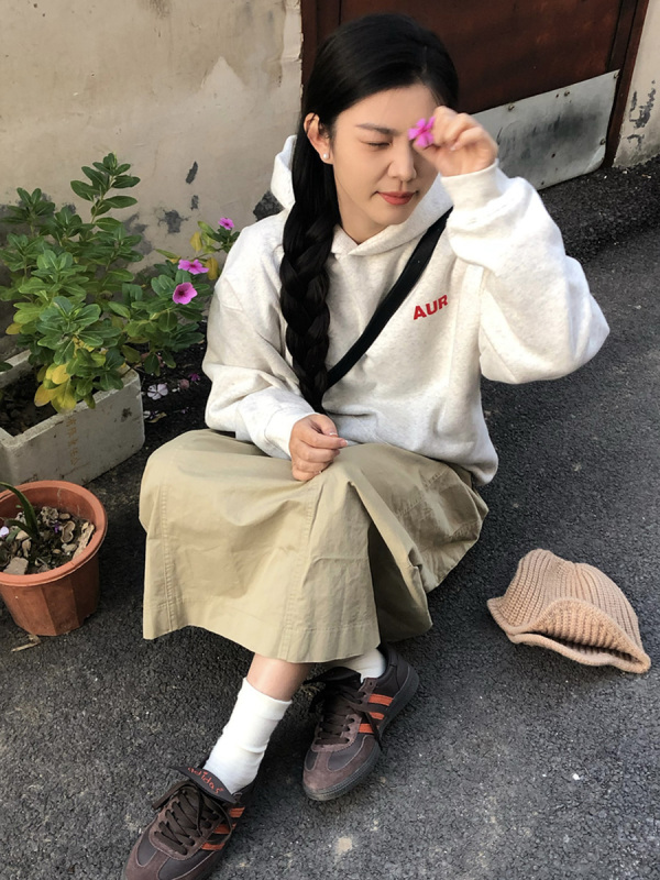 Aur線上 春秋冬百搭連帽衛衣女加絨植絨標白灰色外套休閒寬鬆慵懶
