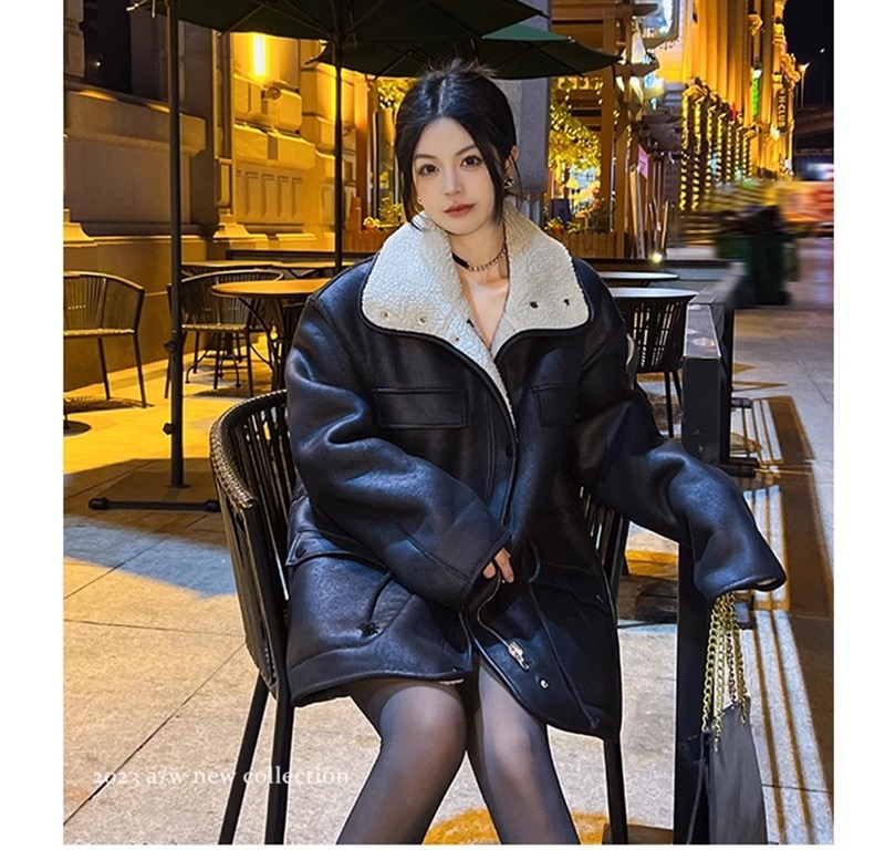 Tomato Man hot cocoa imitation lamb wool double-sided jacket short motorcycle jacket women's winter retro distressed pu leather top