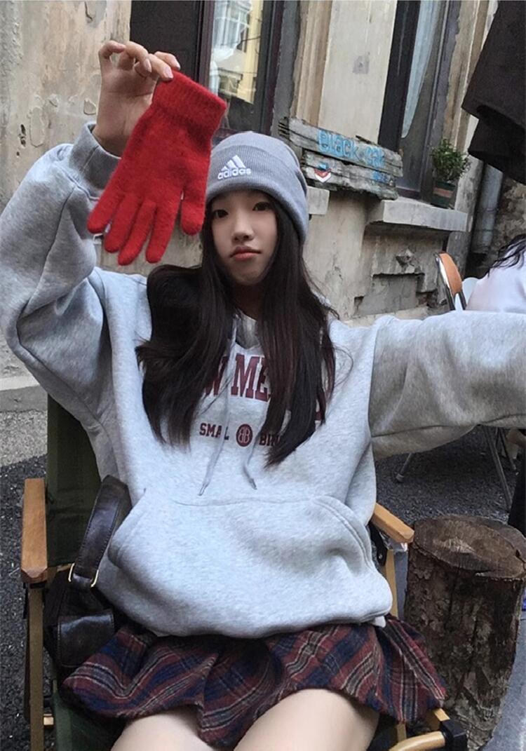 Old 6 wardrobe Chinese style sweatshirt for women 2023 new autumn and winter hooded oversize niche plus velvet retro top