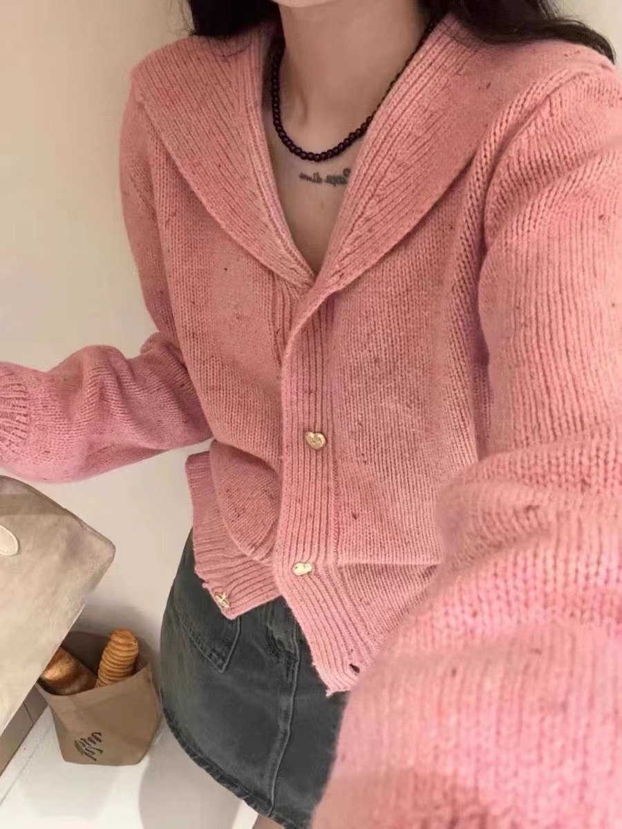 European station 2023 autumn new European goods love button large lapel loose sesame dot long-sleeved cashmere knitted cardigan
