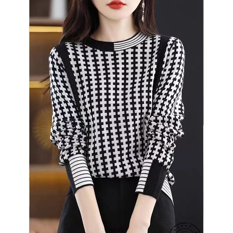 French fashion contrast color stitching plus size round neck sweater for women autumn new design wool cashmere bottoming sweater