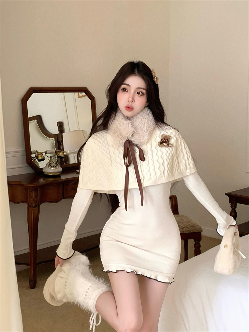 Real shot of fur collar sweater cape + lace age-reducing buttocks slimming contrast dress autumn and winter suit for women