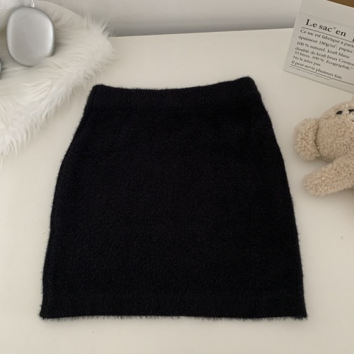 Real shot of autumn and winter mink velvet warm skirt high waist sexy plush velvet short skirt hot girl versatile hip skirt