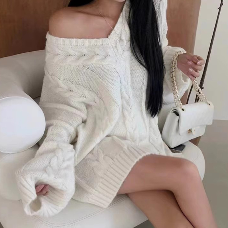 Korean chic autumn and winter French style lazy style V-neck twist loose and versatile mid-length long-sleeved sweater for women