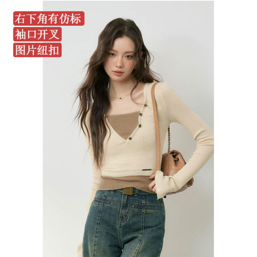 New contrasting color splicing fake two-piece v-neck knitted long-sleeved bottoming shirt for women with western-style tops for autumn commuting