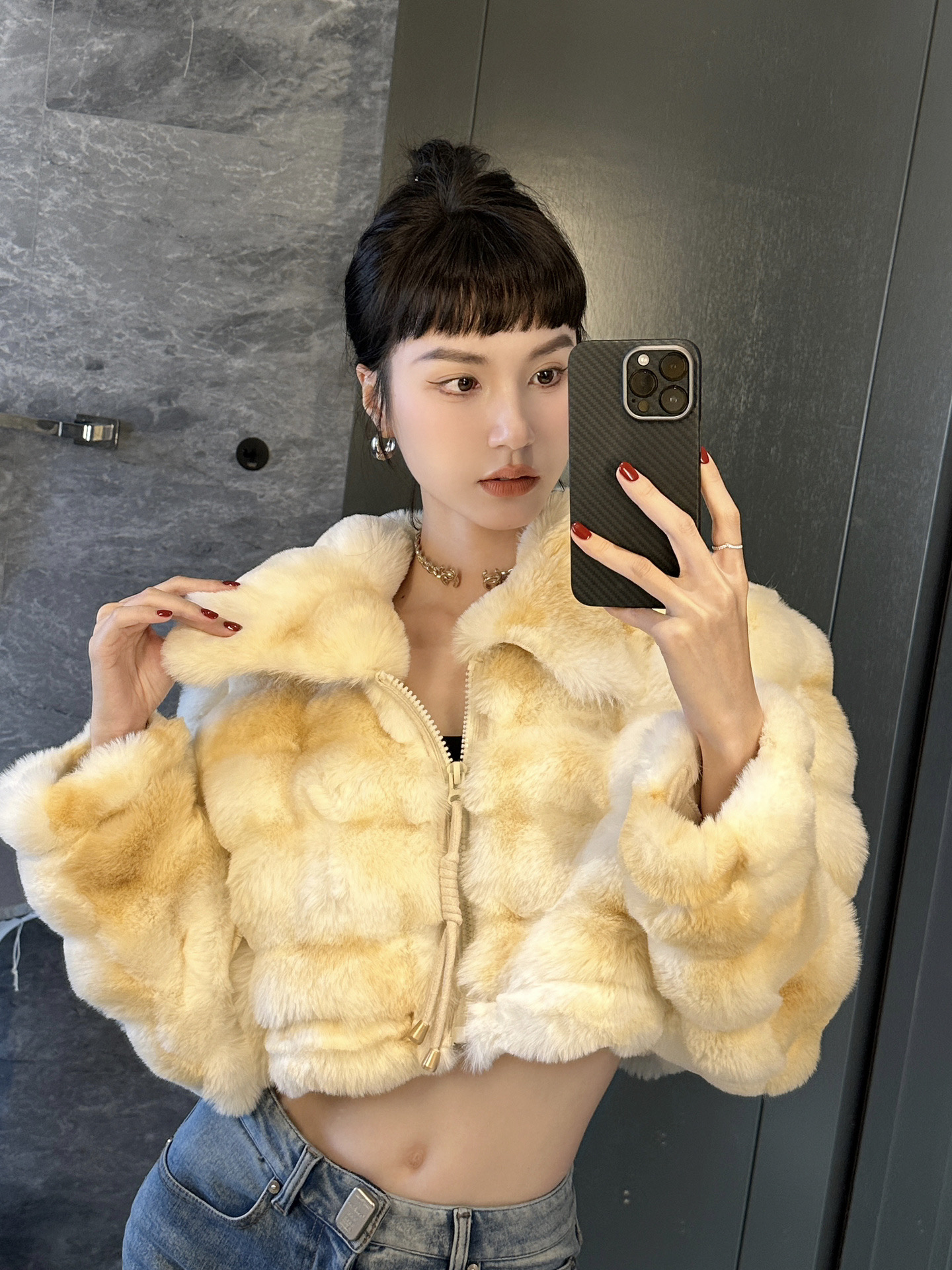 2023 Winter New Korean Style Imitation Rabbit Fur Small Plush High Waist Short Fashion Mink Velvet Jacket for Women