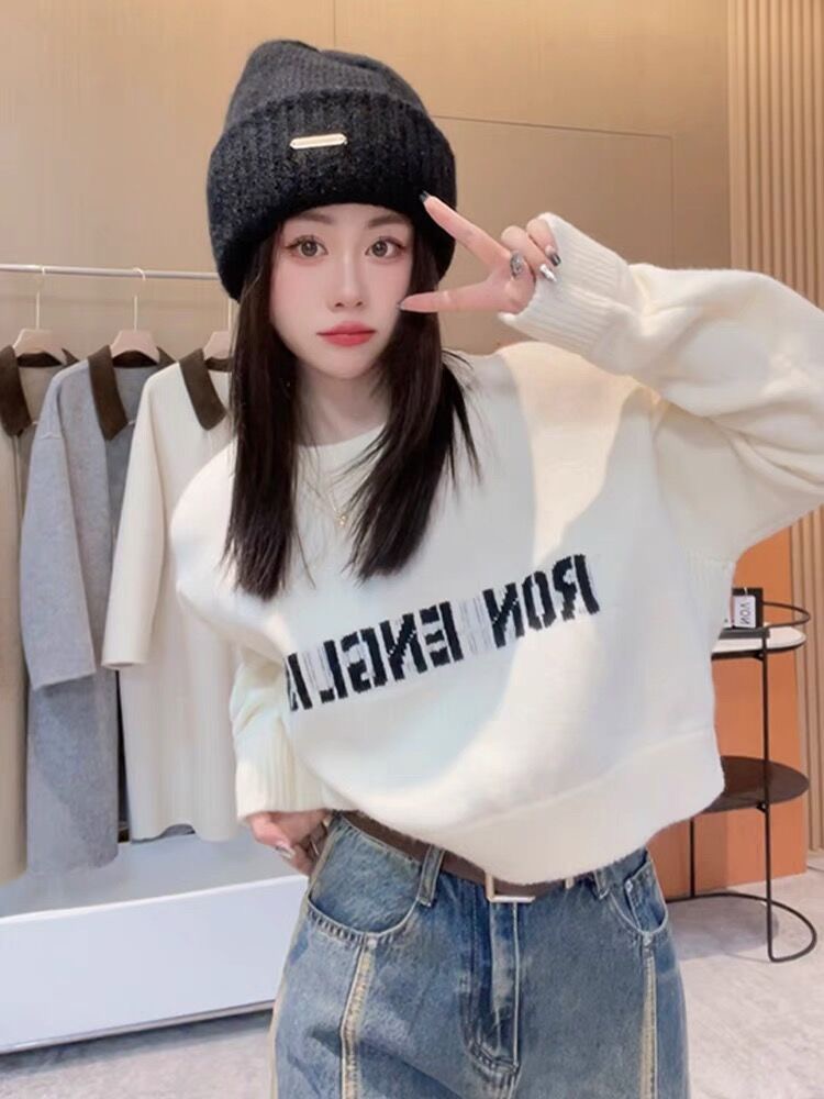 Lazy style short sweater for women autumn and winter 2023 new loose casual round neck pullover sweater long-sleeved top