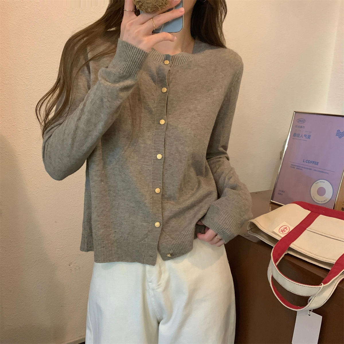 Actual shot of autumn and winter Korean style round neck loose and versatile Andy velvet solid color cardigan knitted sweater jacket for women