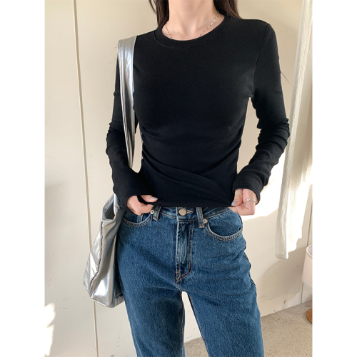 Real shot of short long-sleeved bottoming shirt for women 23 autumn and winter plus velvet slim pleated with chest pad elastic inner T-shirt top