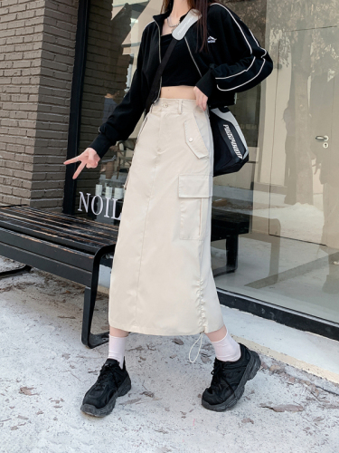 Actual shot ~ American workwear skirt for women in autumn, high-waisted A-line slit skirt, slim, casual, versatile mid-length skirt