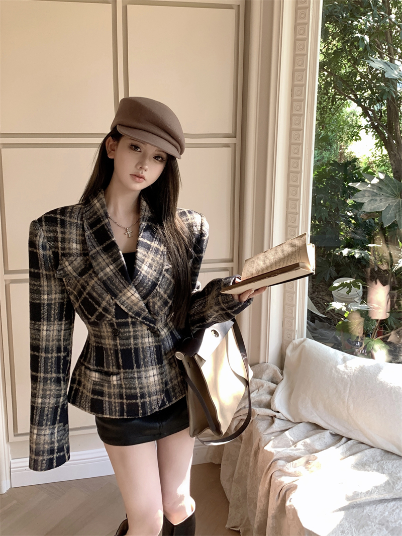 實拍 英倫大小姐加厚格子呢西裝女冬雙排扣短款毛呢外套