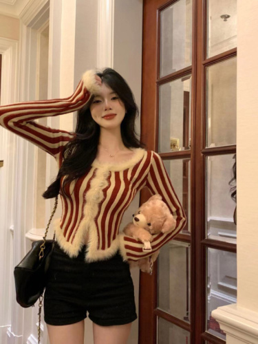 Real shot ~ American vertical striped knitted cardigan for women in autumn and winter new design plush top Christmas sweater